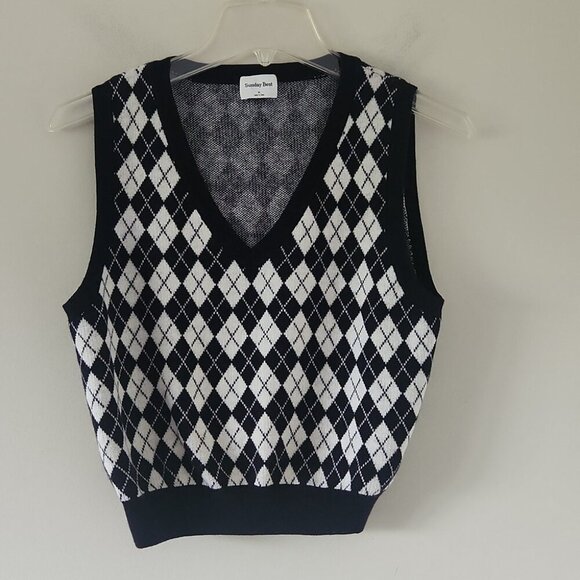 ARITZIA | Sunday Best Quinn Vest Argyle Navy White Wool Cotton Sz M - Picture 3 of 6
